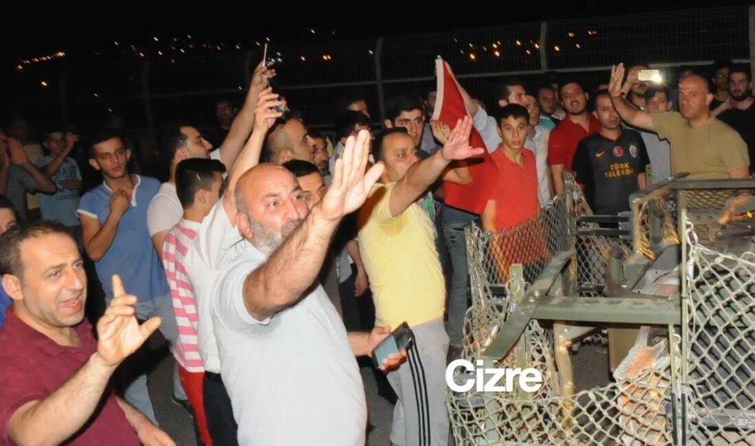 Şırnaklılar, 15 Temmuz hain darbe girişimi gecesinde yaşadıklarını anlattı.
