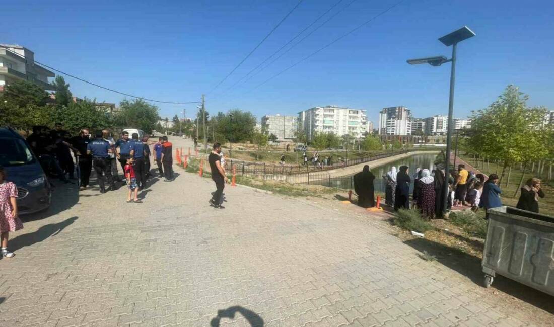 Batman’ın Tilmerç Mahallesi’nde serinlemek amacıyla sulama kanalına giren bir genç