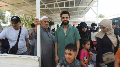 Esad rejiminin sona ermesinin ardından Kilis Öncüpınar Sınır Kapısı’nda Suriyeli