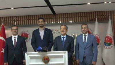 Türkiye Güreş Federasyonu Başkanı Taha Akgül, Şırnak Valisi Birol Ekici