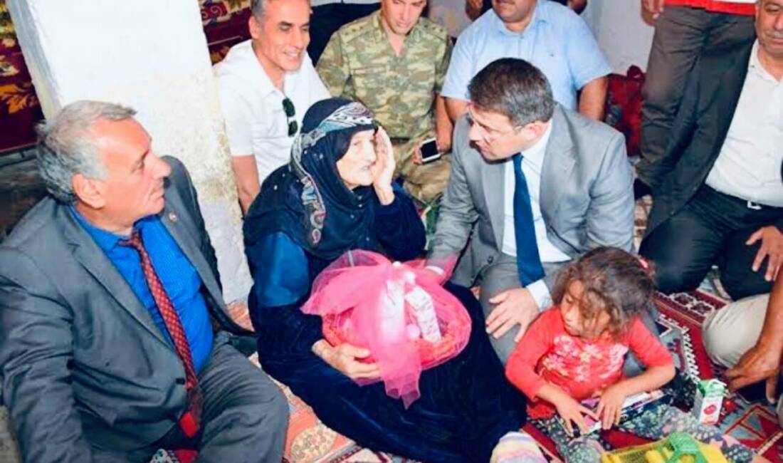 Türkiye'nin en yaşlı kadını olarak bilinen 131 yaşındaki Hodi Gürkan,