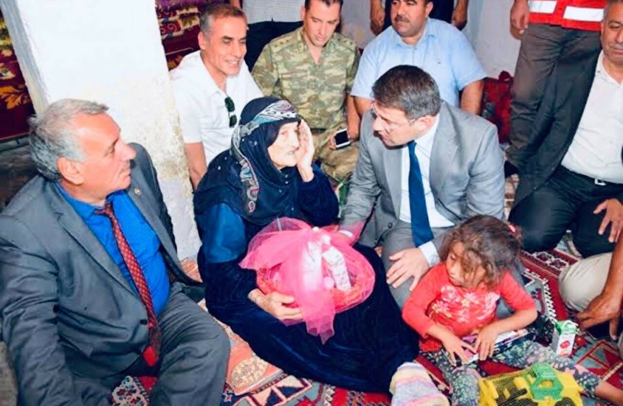 Türkiye'nin en yaşlı kadını olarak bilinen 131 yaşındaki Hodi Gürkan,