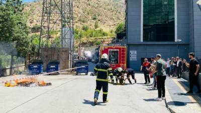 Şırnak’ın Uludere ilçesinde muhtemel acil durumlara karşı hazırlıklar sürüyor. Uludere