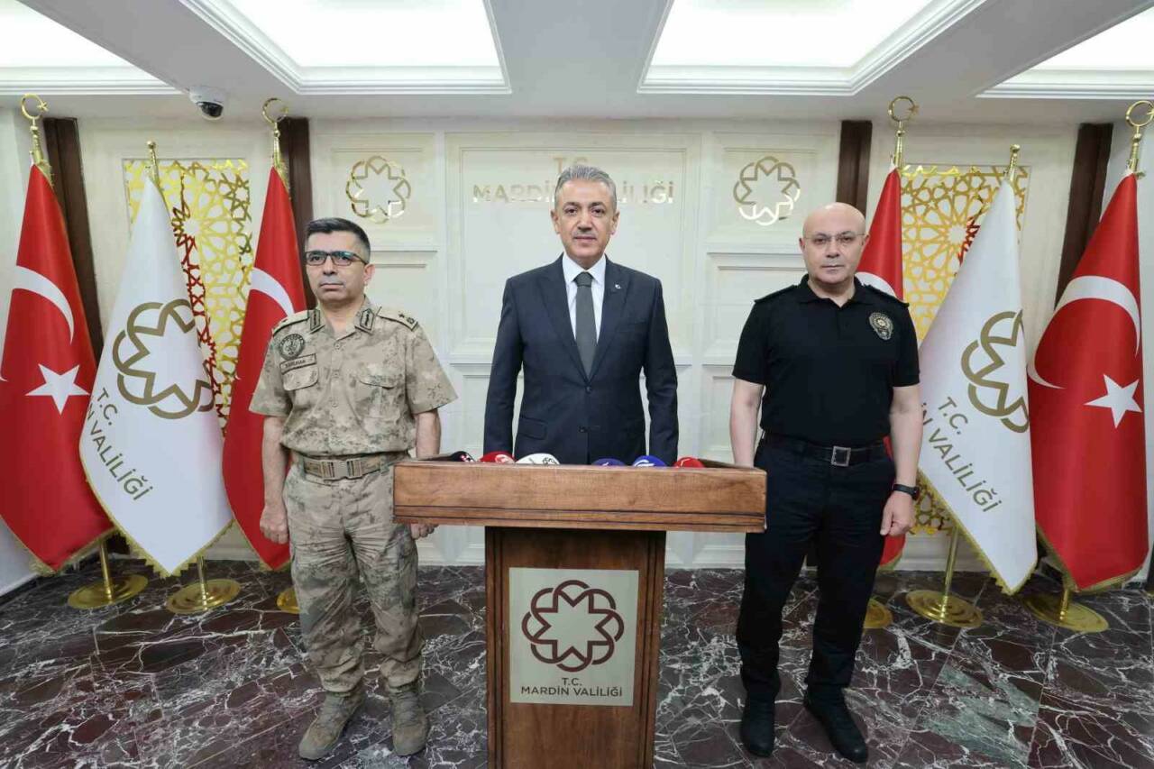 Mardin Valisi ve Büyükşehir Belediye Başkan Vekili Tuncay Akkoyun, aylık