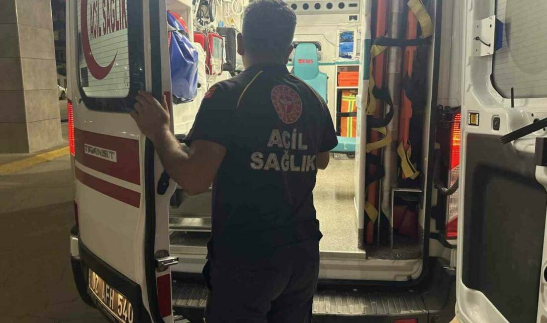Adıyaman'ın Bahçelievler Mahallesi'nde Cuma Pazarı yakınlarında amca ile yeğen arasında