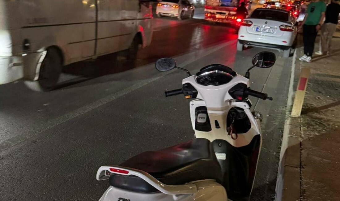 Adıyaman merkezinde meydana gelen trafik kazasında, iki otomobil ve bir