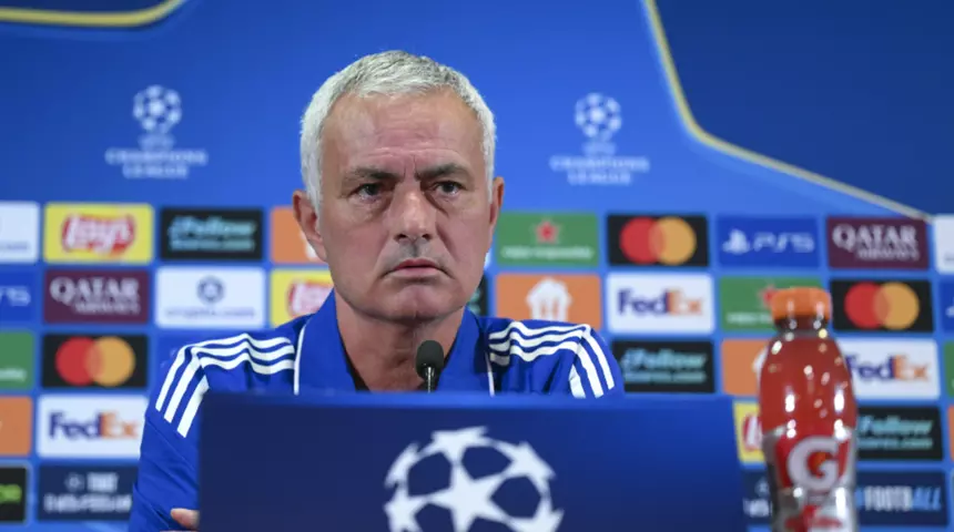 Fenerbahçe Spor Kulübü, Portekizli teknik adam Jose Mourinho ile yollarının