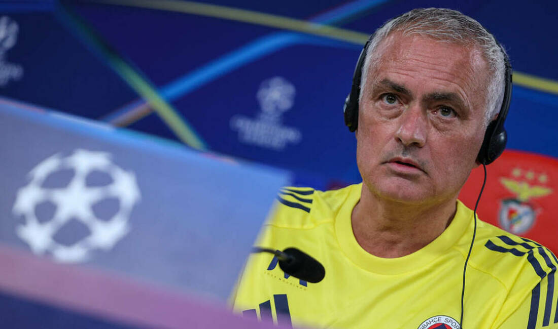Fenerbahçe Teknik Direktörü Jose Mourinho, Benfica’ya mağlup olarak UEFA Şampiyonlar
