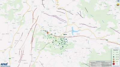 Balıkesir’in Sındırgı ilçesinde dün meydana gelen 6,1 büyüklüğündeki depremin ardından