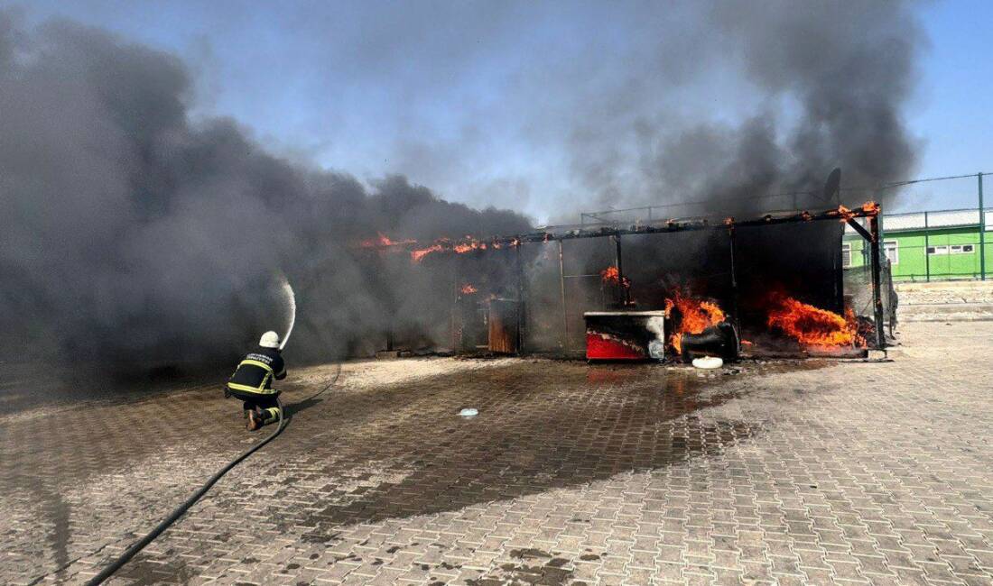 Adıyaman Belediyesi İtfaiye Müdürlüğü ekipleri, Temmuz ayında yangın, trafik kazası,