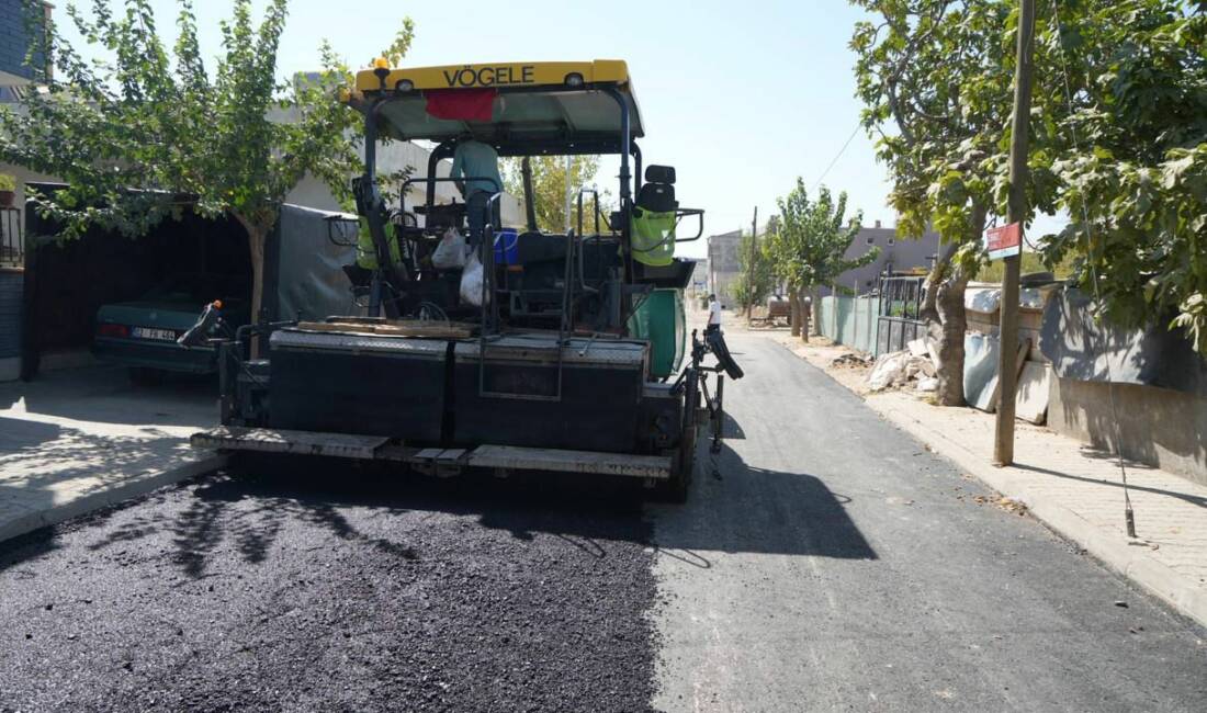 Adıyaman Belediyesi Fen İşleri Müdürlüğü ekipleri, Fatih Mahallesi’nde altyapı çalışmalarından