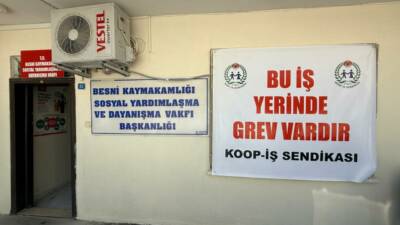 Besni’de, Sosyal Yardımlaşma ve Dayanışma Vakfı (SYDV) çalışanları, KOOP-İŞ Sendikası’nın