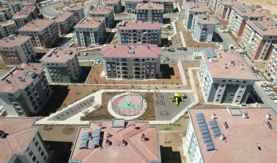 Adıyaman'da bulunan İndere Konutları projesi, kapsamlı bir şekilde devam ediyor.