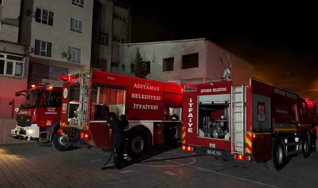 Adıyaman’da Eskisaray Mahallesi'nde bulunan bir binada çıkan yangın, korku dolu