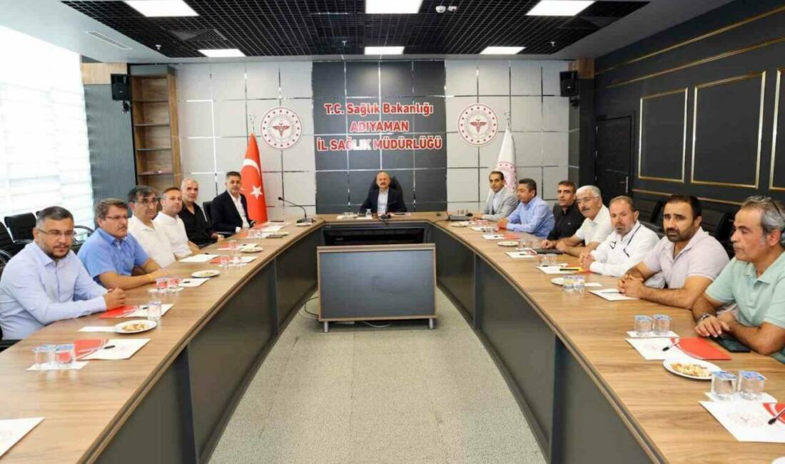 Adıyaman İl Sağlık Müdürlüğü'nde düzenlenen toplantıda, il genelinde yapılan, devam