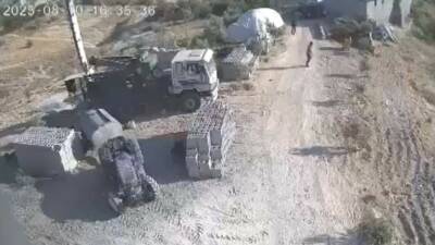 Şanlıurfa'nın Birecik ilçesinde arazi anlaşmazlığı sebebiyle çıkan kavgada 2 kişi