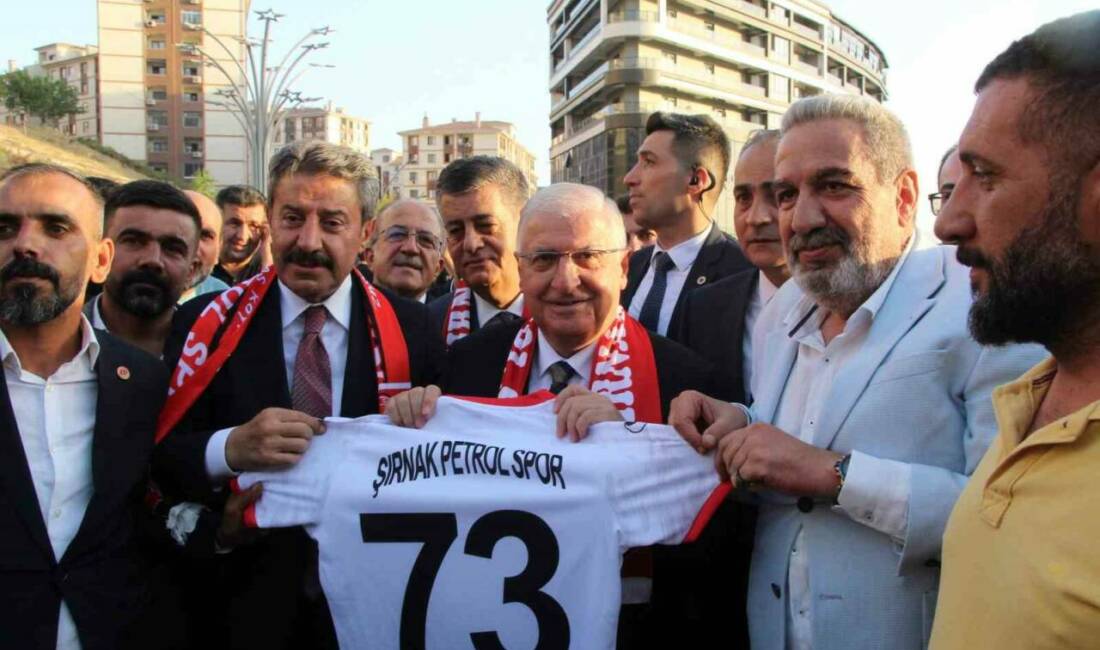Milli Savunma Bakanı Yaşar Güler, AK Parti Kadın ve Gençlik