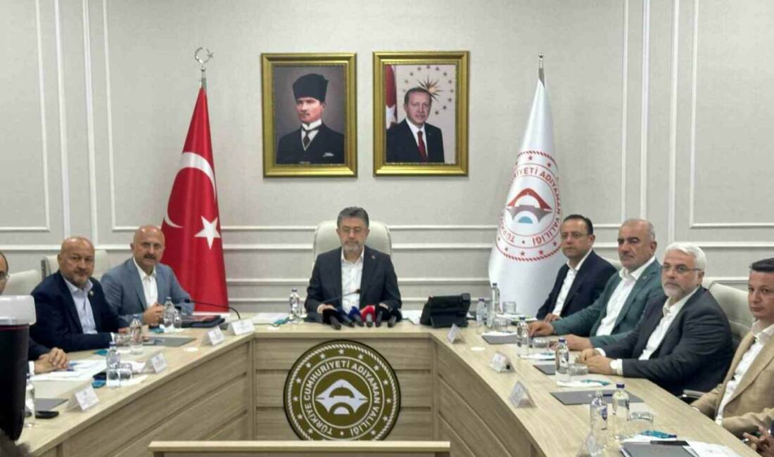 Tarım ve Orman Bakanı İbrahim Yumaklı, Adıyaman’daki Sektör Toplantısı’nda kente