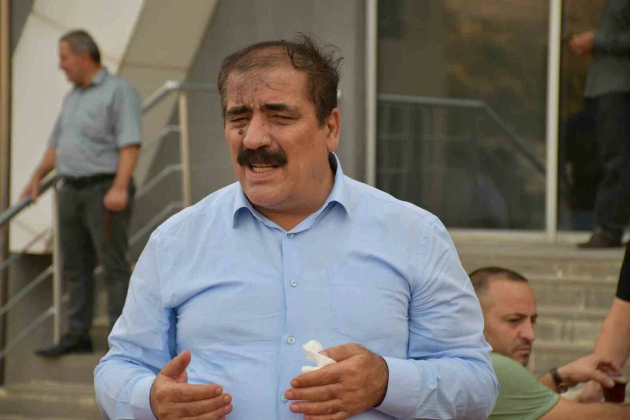 Şenoba belde belediye başkanı Alihan Babat, gençlerle doğrudan iletişime geçmek