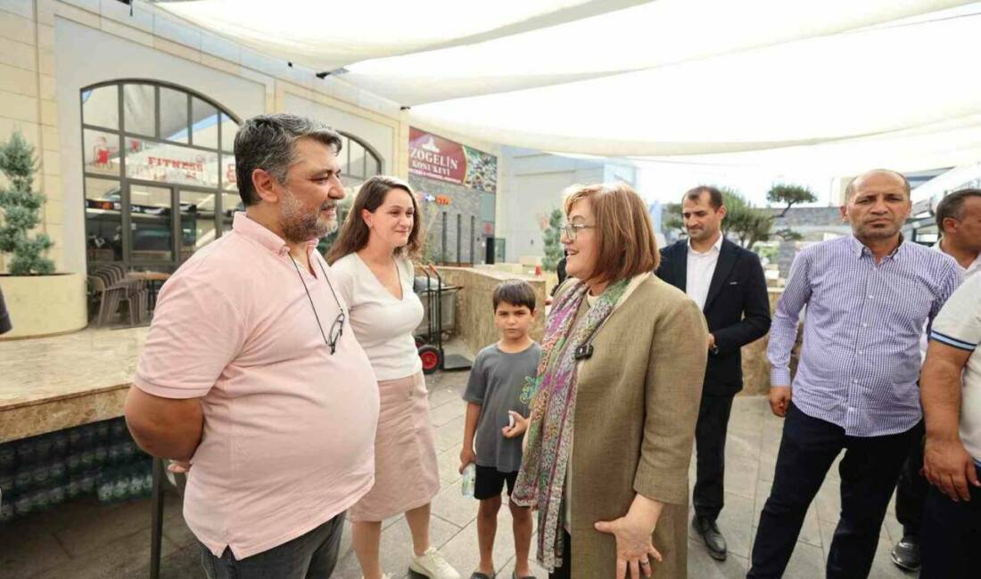 Gaziantep Büyükşehir Belediye Başkanı Fatma Şahin, Kamil Ocak Millet Bahçesi'ndeki