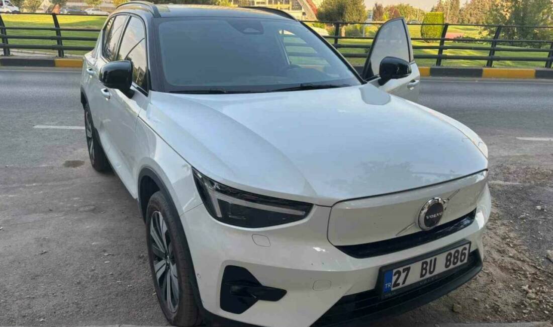 Gaziantep'te yaşayan bir vatandaş, Volvo marka elektrikli cipini sıfır aldı.