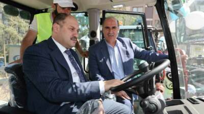 Şanlıurfa'da altyapı hizmetlerini güçlendirmek amacıyla ŞUSKİ Genel Müdürlüğü araç filosunu