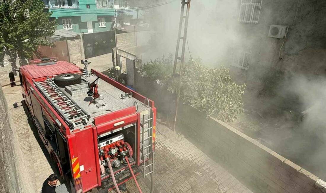 Diyarbakır'ın Kayapınar ilçesinde müstakil bir evde çıkan yangın sonucunda 2
