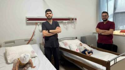 Diyarbakır Gazi Yaşargil Eğitim ve Araştırma Hastanesi'nde işitme kaybı yaşayan