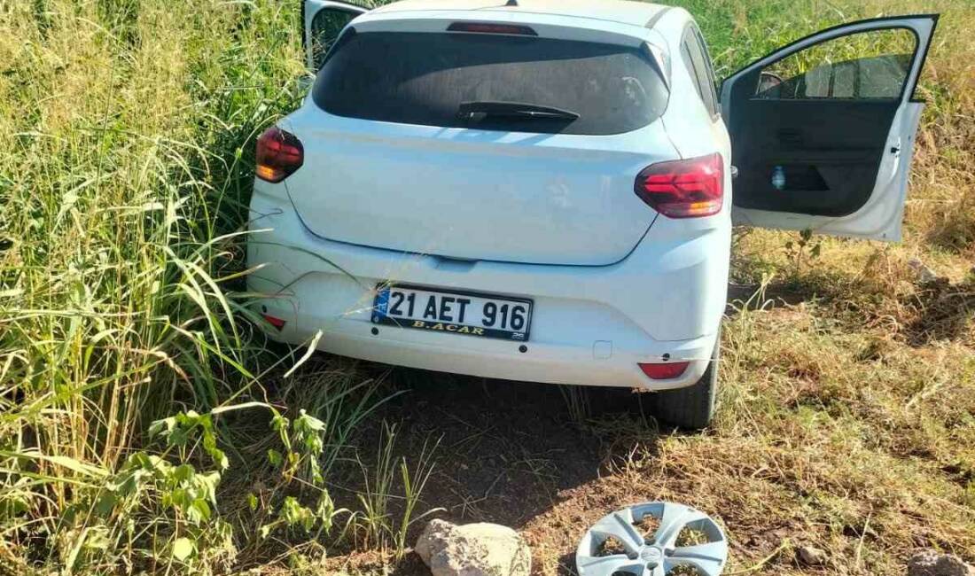 Çınar ilçesinde meydana gelen trafik kazasında sürücü kontrolü kaybederek tarlaya
