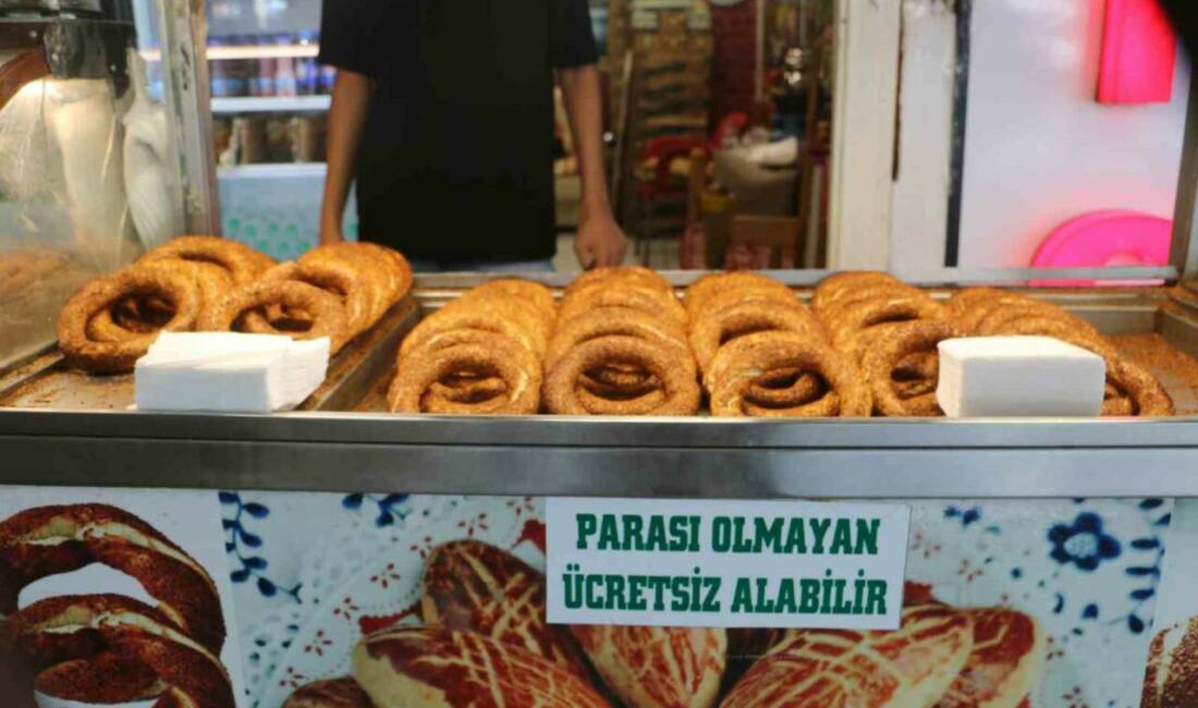 Diyarbakır Şehirlerarası Otobüs Terminali'nde Ömer Doğan adlı esnaf, 6 yıldır