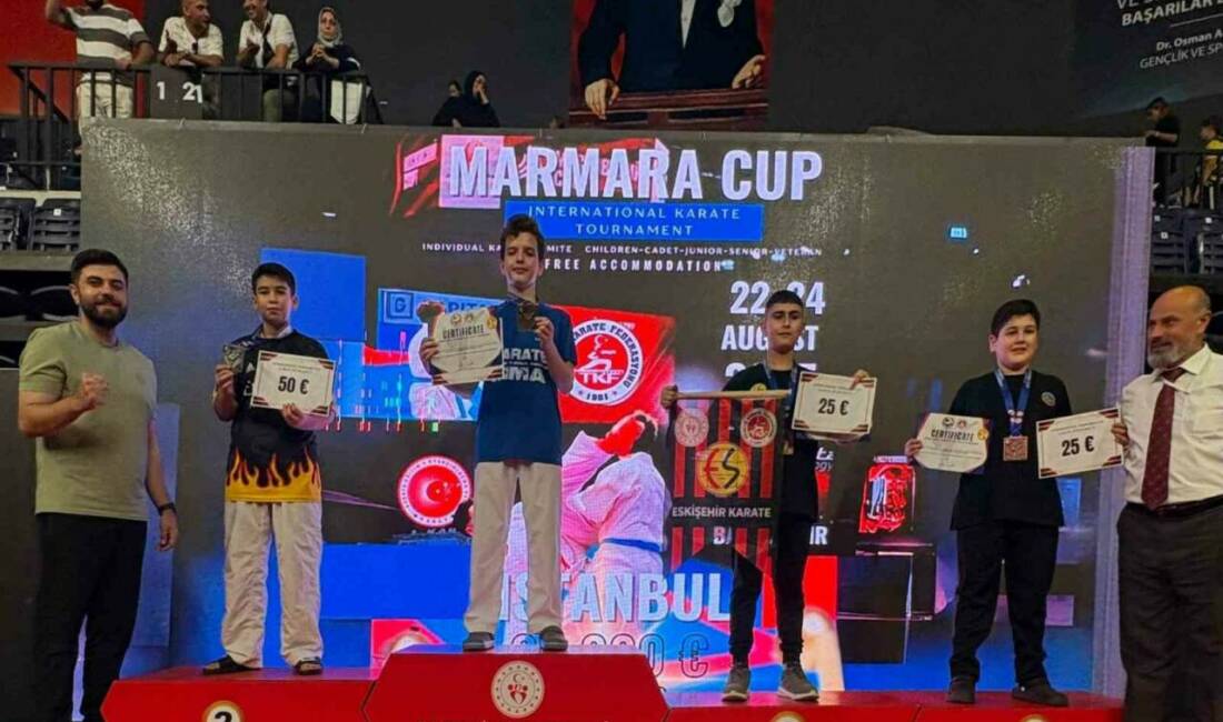 Diyarbakırlı kareteci Mehmet İçen, 22 ülkeden sporcunun katıldığı Marmara Cup'ta