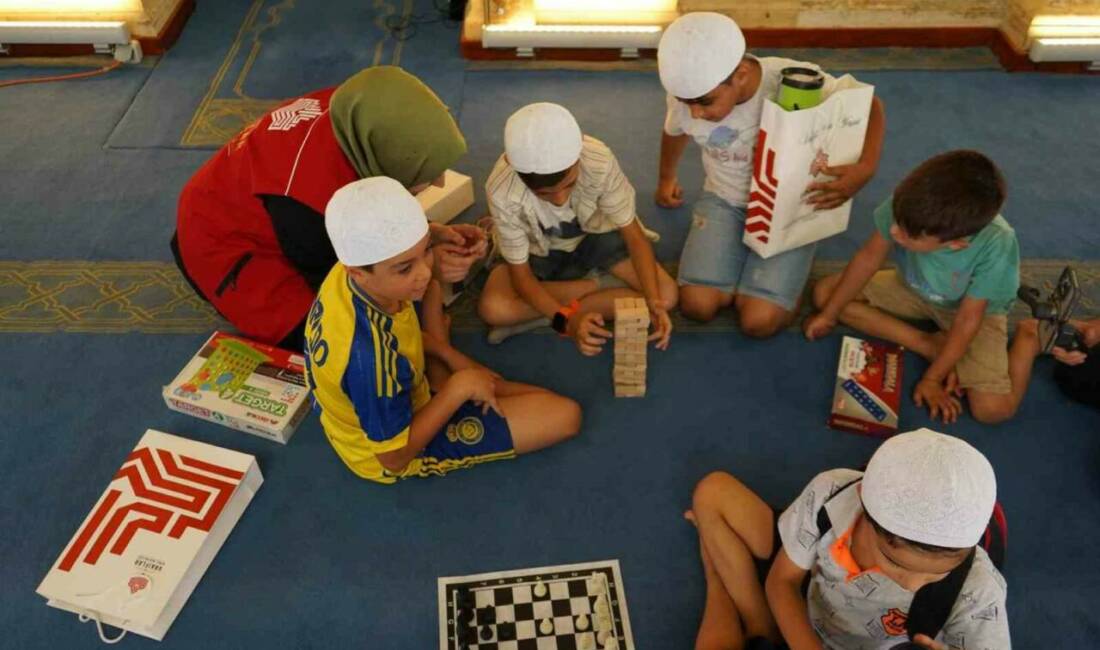 Gaziantep Vakıflar Bölge Müdürlüğü, yaz Kur'an kursuna katılan 110 öğrenciye