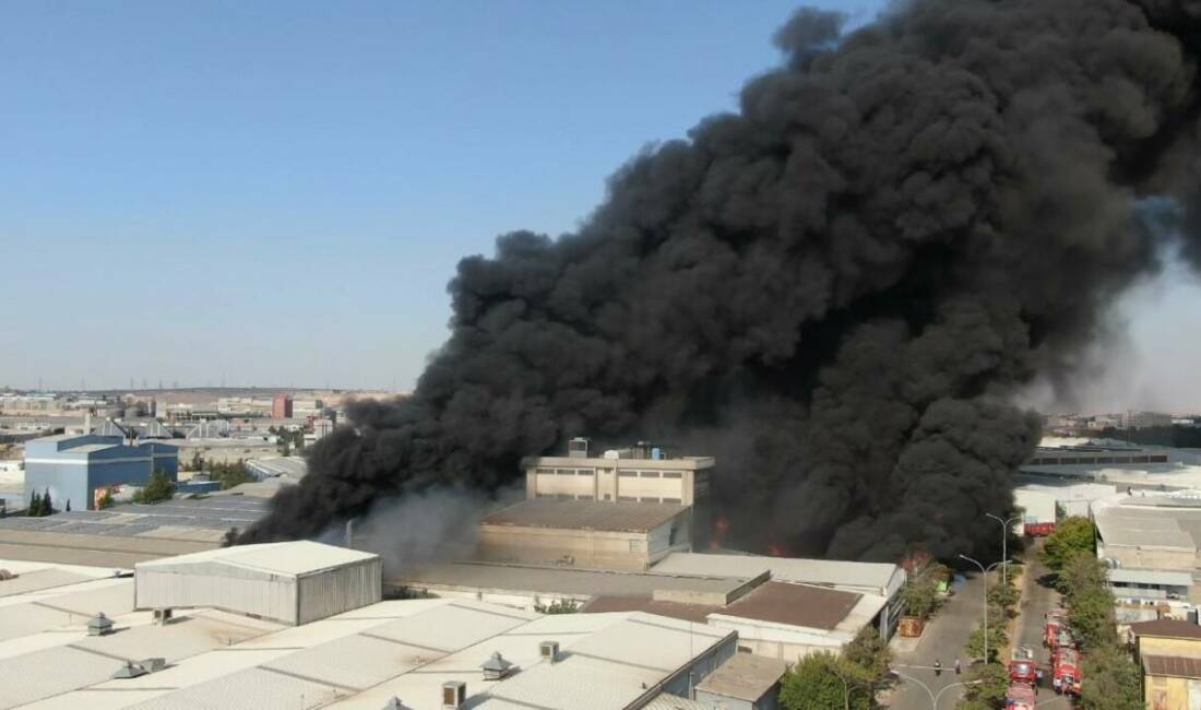Gaziantep'te bir geri dönüşüm fabrikasında çıkan yangın, Organize Sanayi 2.