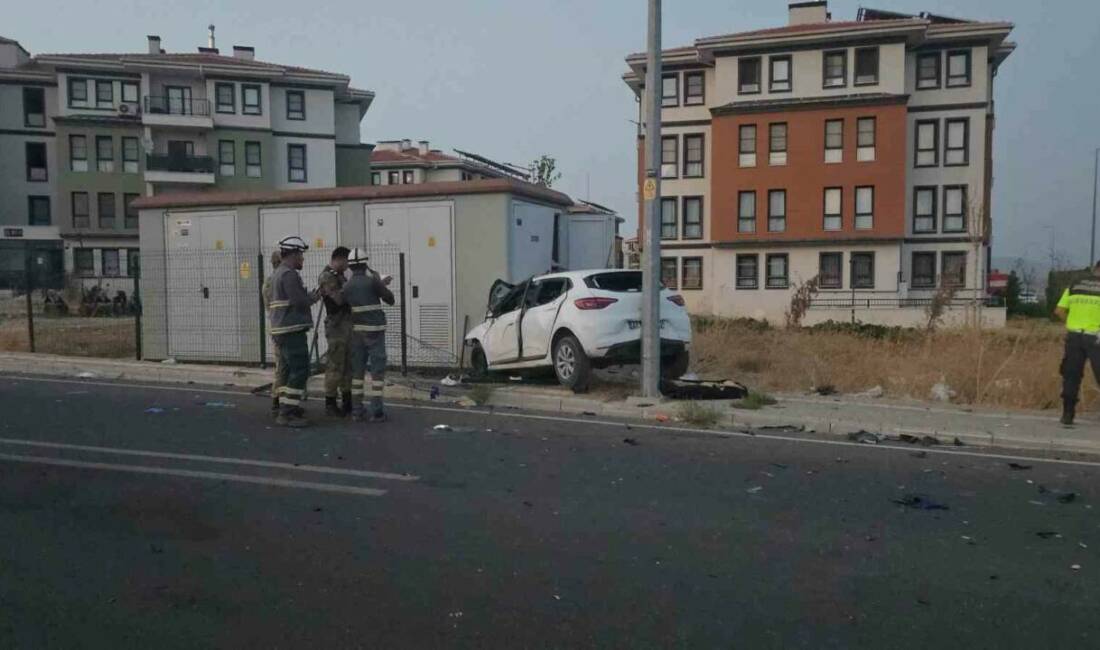 Gaziantep'in İslahiye ilçesinde otomobil ile motosikletin çarpıştığı kazada 16 yaşındaki