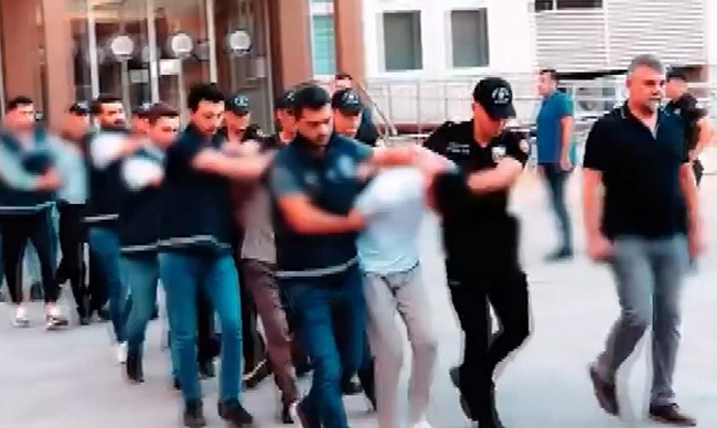 Gaziantep'te tekstil esnafını hedef alan tehdit ve şantaj olaylarına karışan