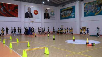 Haliliye Belediyesi, gençlere ücretsiz BESYO ve POMEM hazırlık kursları sunarak