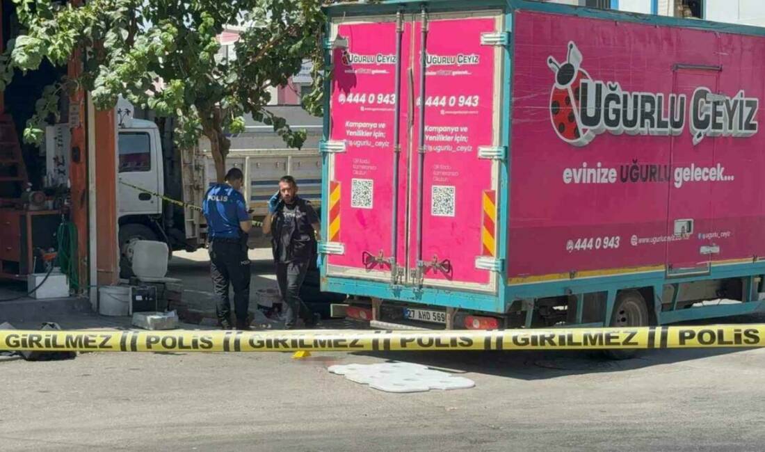 Gaziantep'te geri manevra yapan bir kamyonetin altında kalan 9 yaşındaki