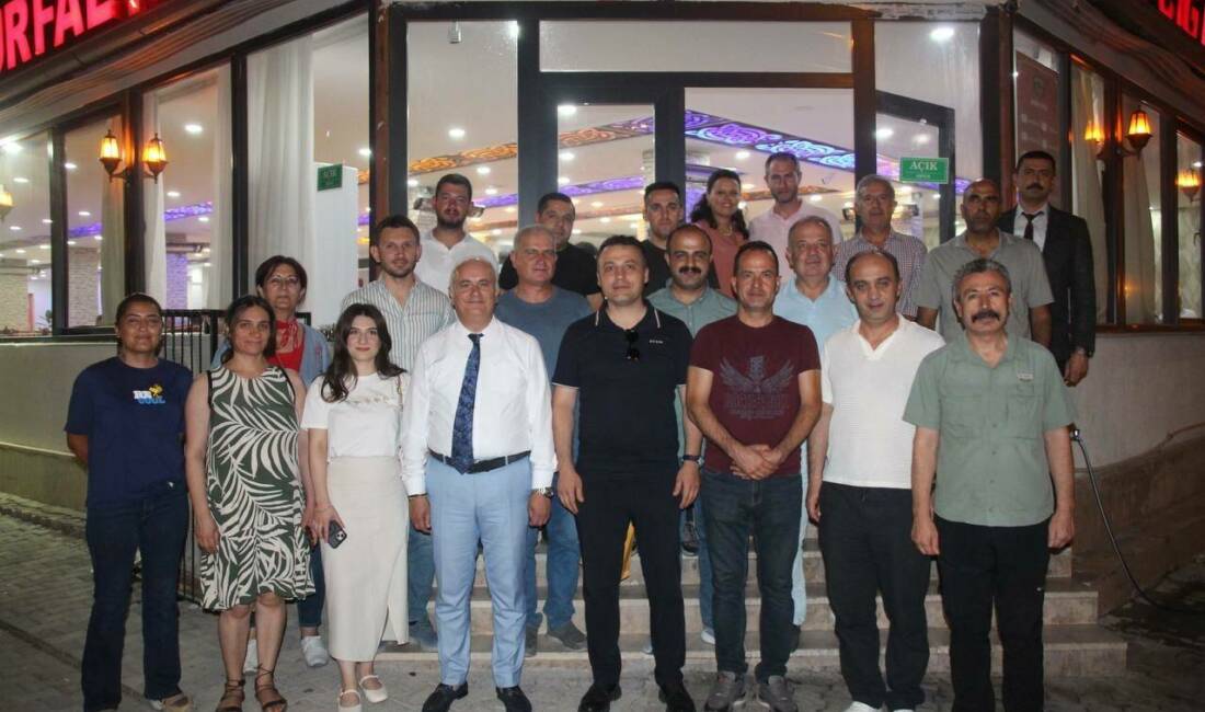 Ceylanpınar Gümrük Müdürü Şakir Atlı için düzenlenen veda yemeği, yeni