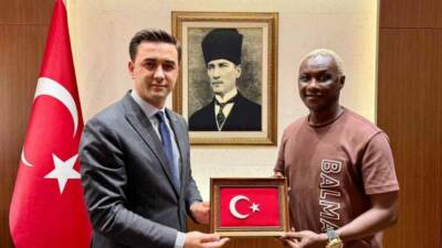 İbrahim Yattara, Trabzonspor’un eski futbolcusu olarak Mini Futbol Mardin Ligi