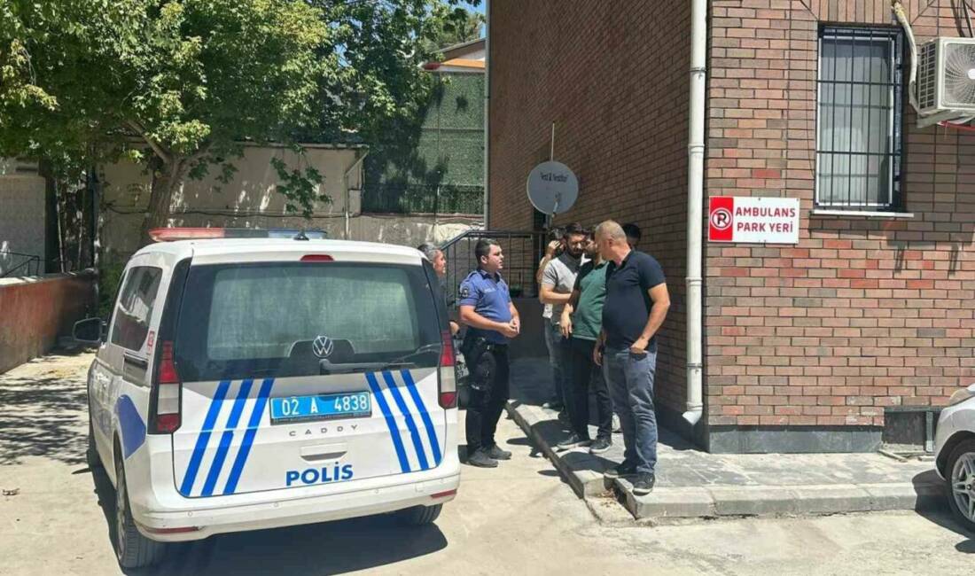 Adıyaman'da Varlık Mahallesi'nde iki grup arasında çıkan kavgada bir kişi