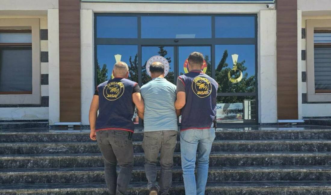 Gaziantep'te 24 yıl hapis cezasıyla aranan şahıs, Jandarma ekiplerince Nizip