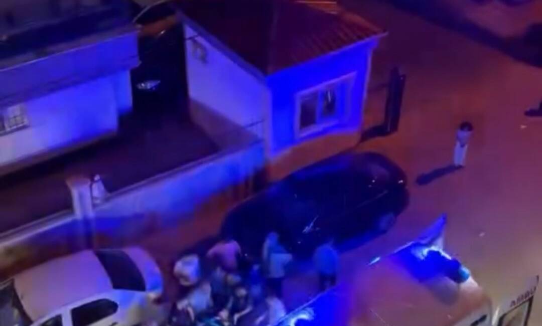 Siirt'in Kurtalan ilçesinde bir çocuk, bisikletten düşerek ağır yaralandı. Olayın