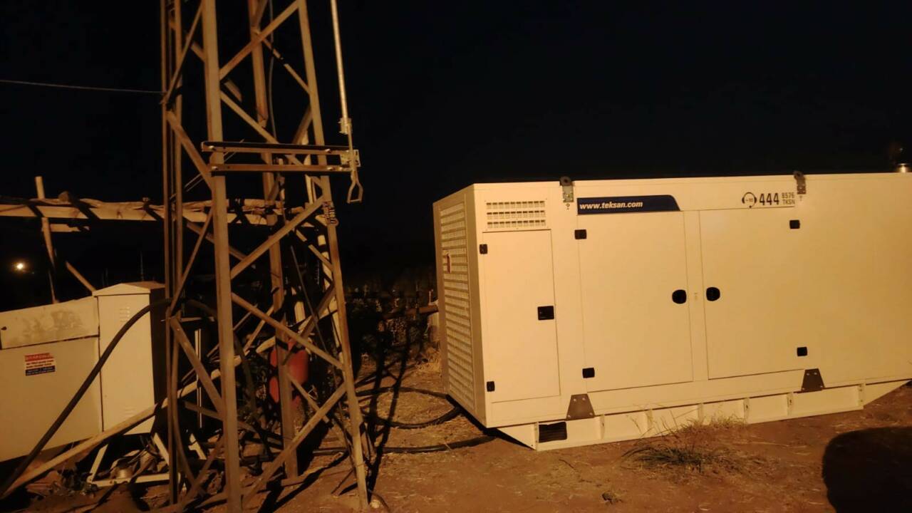 Dicle Elektrik, Çınar ilçesine bağlı Yaprakbaşı ve Düzova mahallelerinde enerji