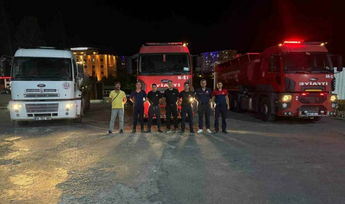 Diyarbakır'ın Lice ilçesinde çıkan örtü yangınına müdahale edilmesi için Mardin