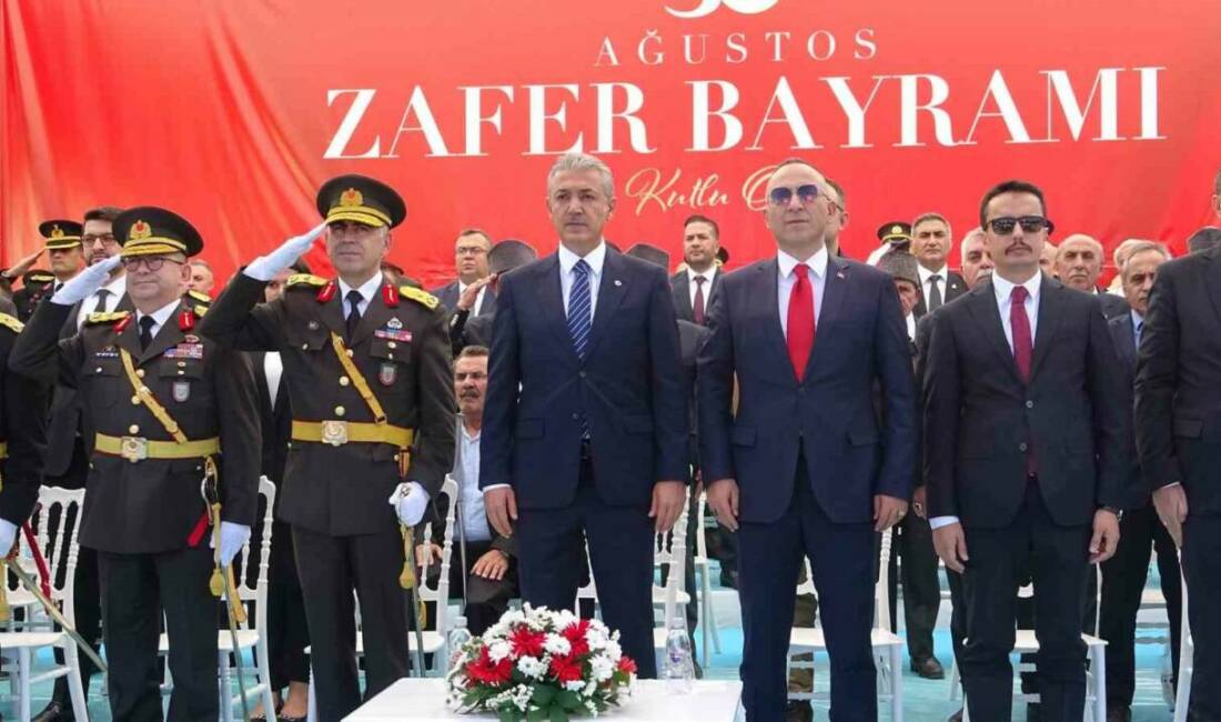 Mardin'de, 30 Ağustos Zafer Bayramı coşkuyla kutlandı. Vali Tuncay Akkoyun'un