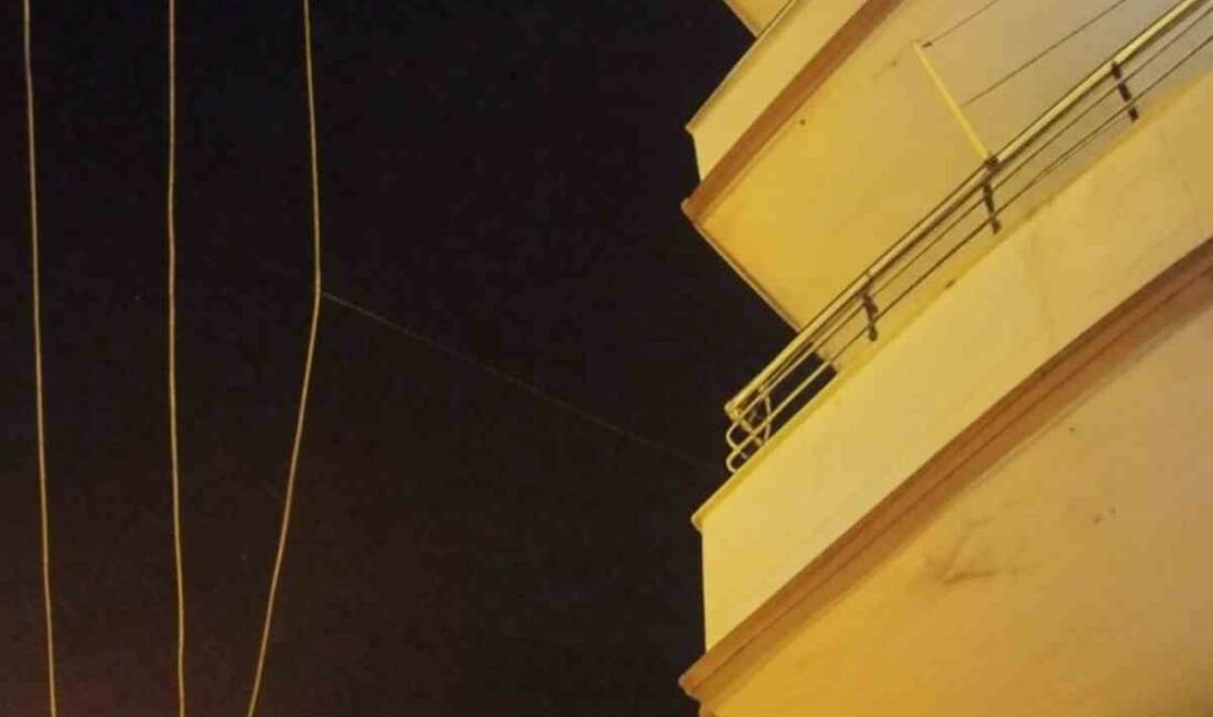 Dicle Elektrik, Mardin'in Nusaybin ilçesinde bir apartman dairesinde kanca ile