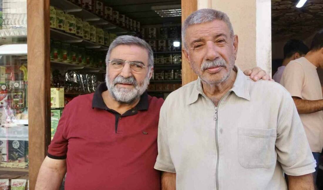 Mardin'de çocukluklarını birlikte geçiren ve ardından yolları ayrılan iki arkadaş,
