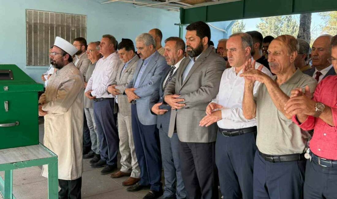Mersin'in Erdemli ilçesinde meydana gelen trafik kazasında hayatını kaybeden 17