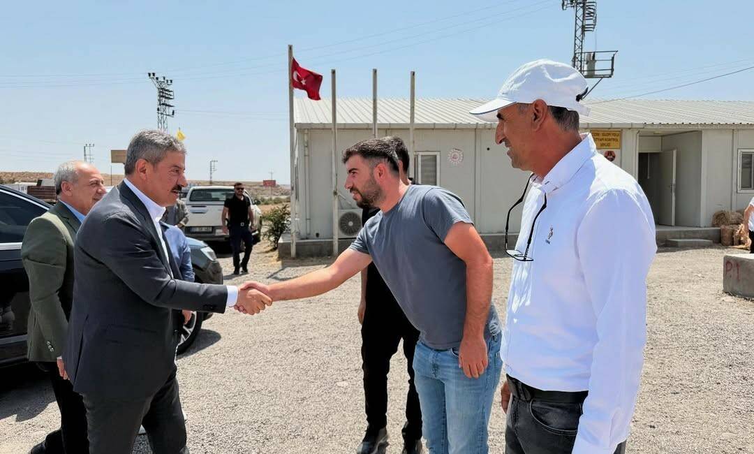 AK Parti Şırnak Milletvekili Arslan Tatar, Cizre-Silopi arasındaki yol şantiyesini