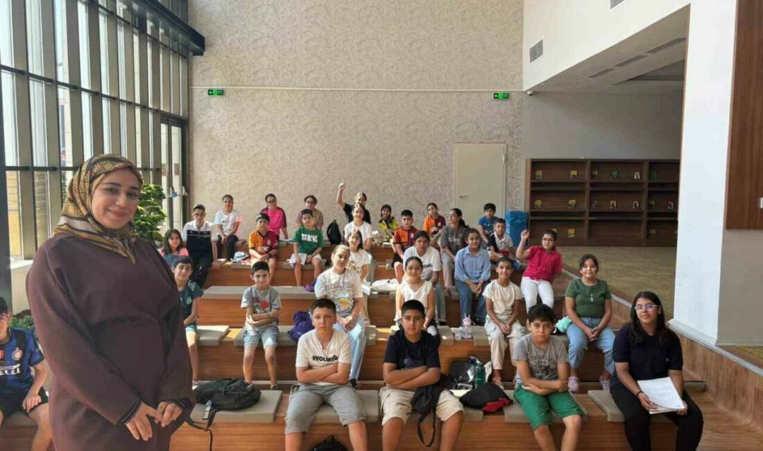Gaziantep Şahinbey Belediyesi tarafından düzenlenen İngilizce Kulübü, bölgedeki çocuklar ve